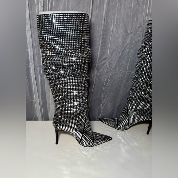 Michael Kors Dawn Silver studded Heeled Boots - Picture 6 of 16